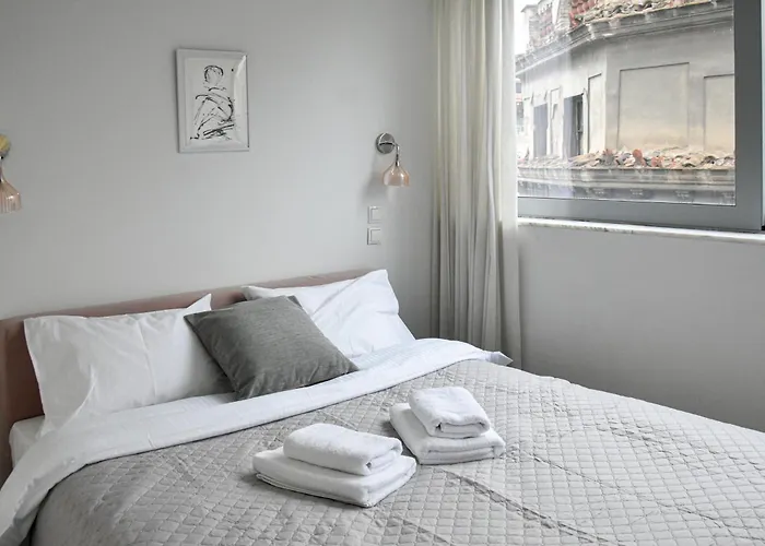 Monastiraki Panorama: Spacious City Living